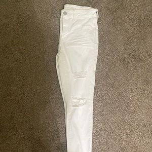 NWT white American Eagle jeans